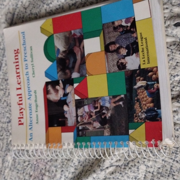 Playful Learning book with shorts - Picture 2 of 8